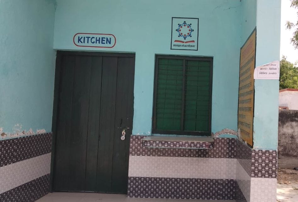 Lockdown not finished, lock started in community kitchen