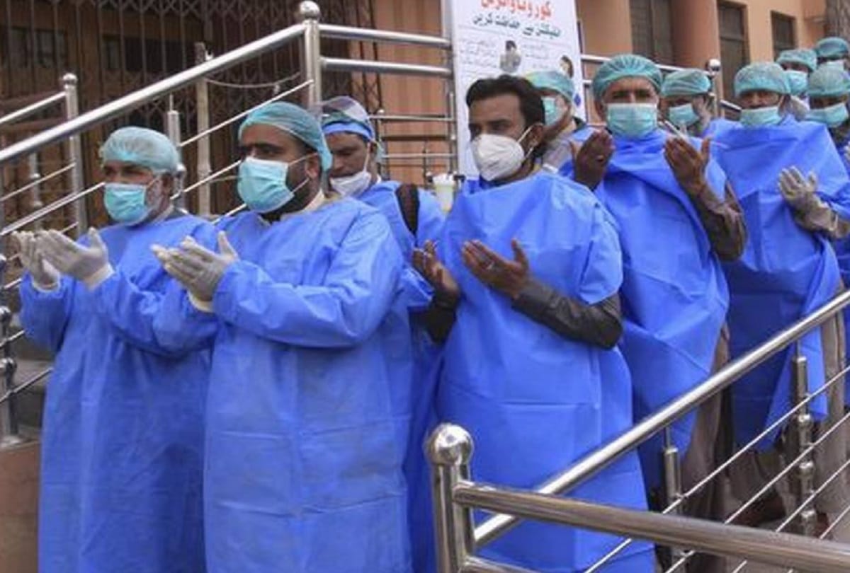 After Pakistan's Foreign Minister, now Health Minister is also Corona positive