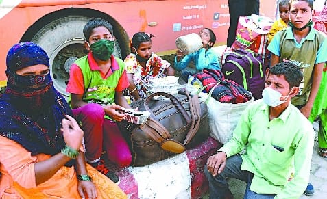 Bareilly: Seven hundred rupees have been recovered from us in trouble .. If they do not destroy life, then say
