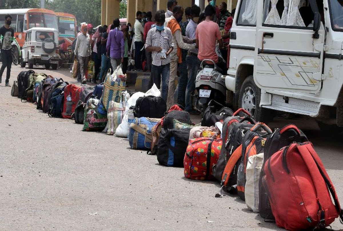 Migrant Workers Came Isbt For Reach Home