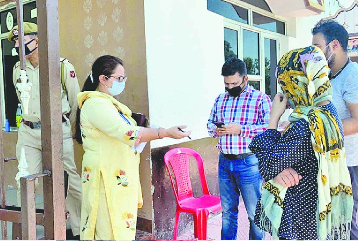 Mothers Day Special These mothers are fighting against Corona by risking their lives