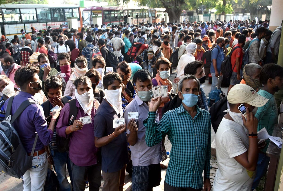 1301 arrived from Baroda to Prayagraj, charged Rs 575 each