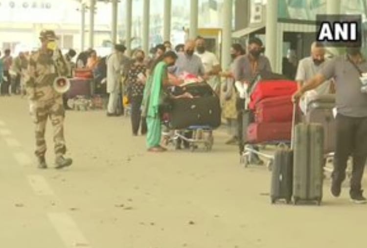 305 NRIs are returning to the United Kingdom from Amritsar today by a British Airways special flight