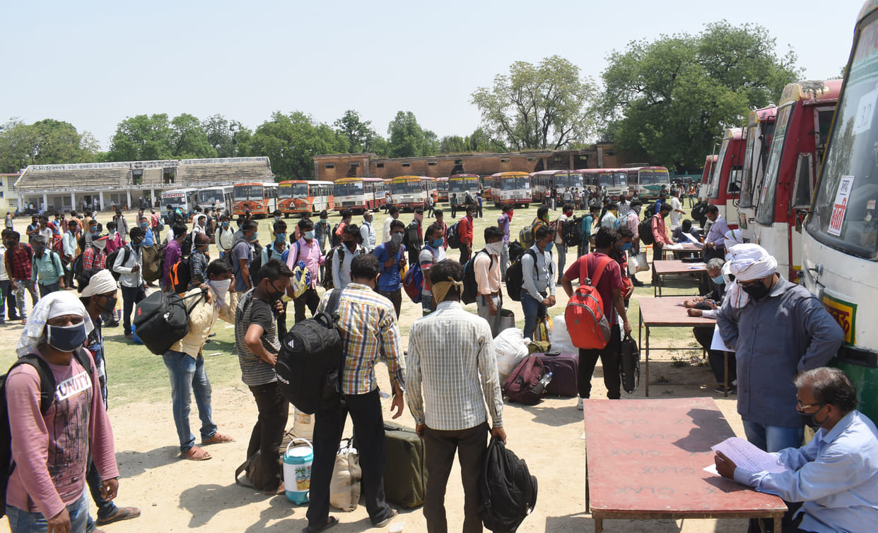 3698 passengers reached Unnao by three labor special trains