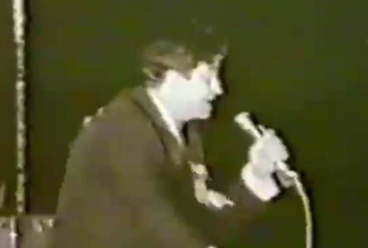 lata mangeshkar share raj kapoor old video sun a song mera naam jokar