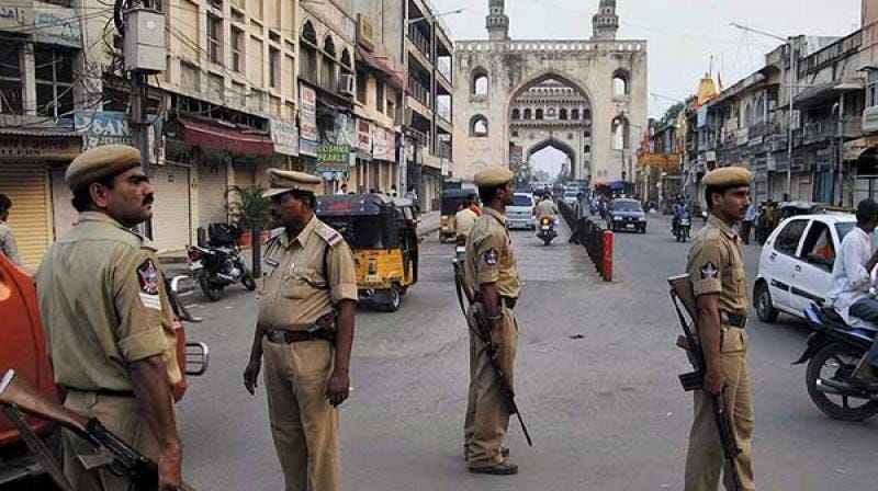 Two sides clash in Bhainsa town of Telangana, curfew imposed, 25 arrested