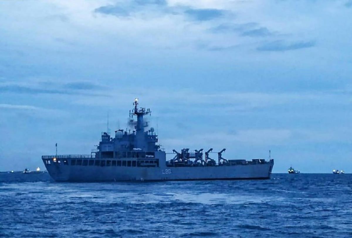 INS magar departered with 200 Repatriated Indians from Maldives to kochi