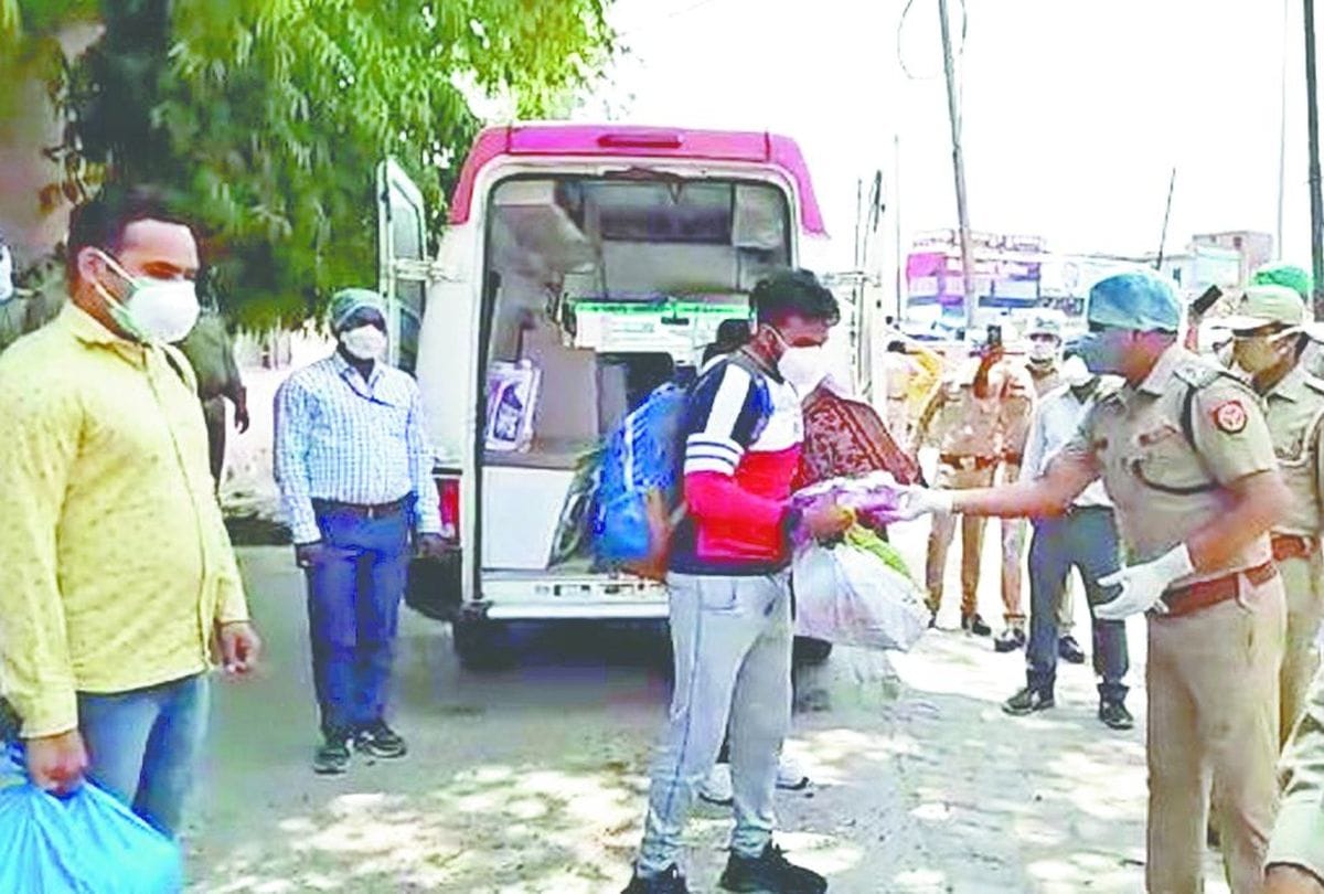 Policeman Defeat Corona Virus Discharge From Medical College Firozabad
