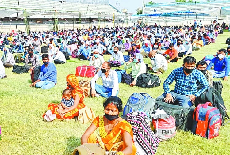 Wholesale Textile market opens in Amritsar after 48 days