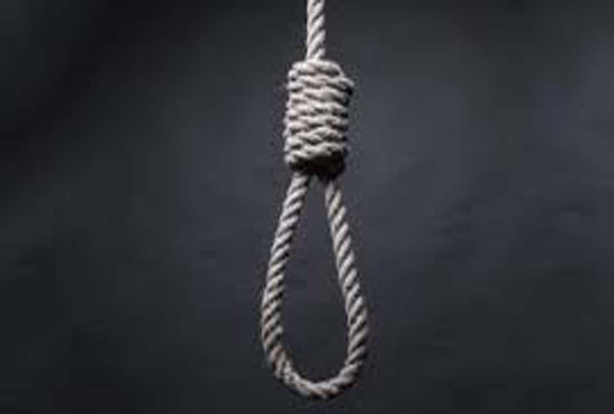 Could not go back to Delhi, committed suicide in kannauj