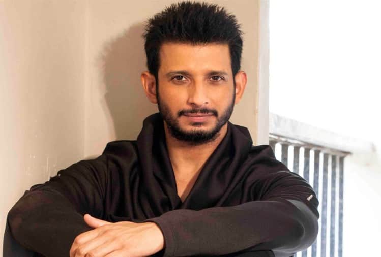 After barish now Sharman Joshi will be seen thriller web series with Abbas Mustan