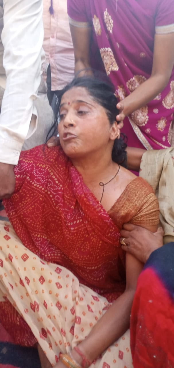 Navy jawans who came home on leave had extracted Rahul's body from the canal