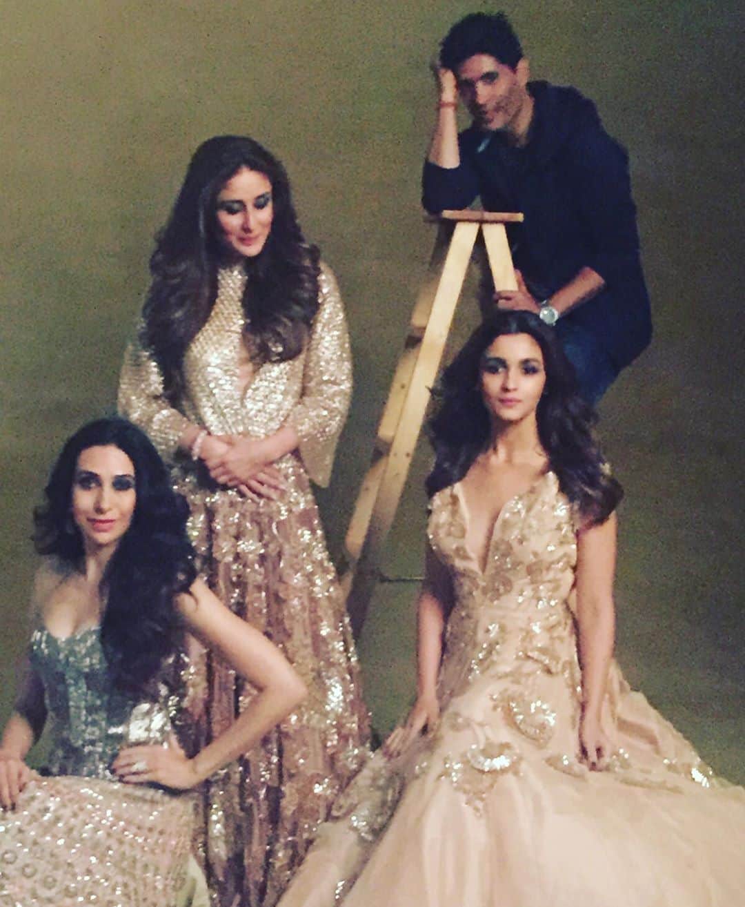 Manish Malhotra shared Alia Bhatt Kareena Kapoor and Karisma Kapoor five year throwback photo