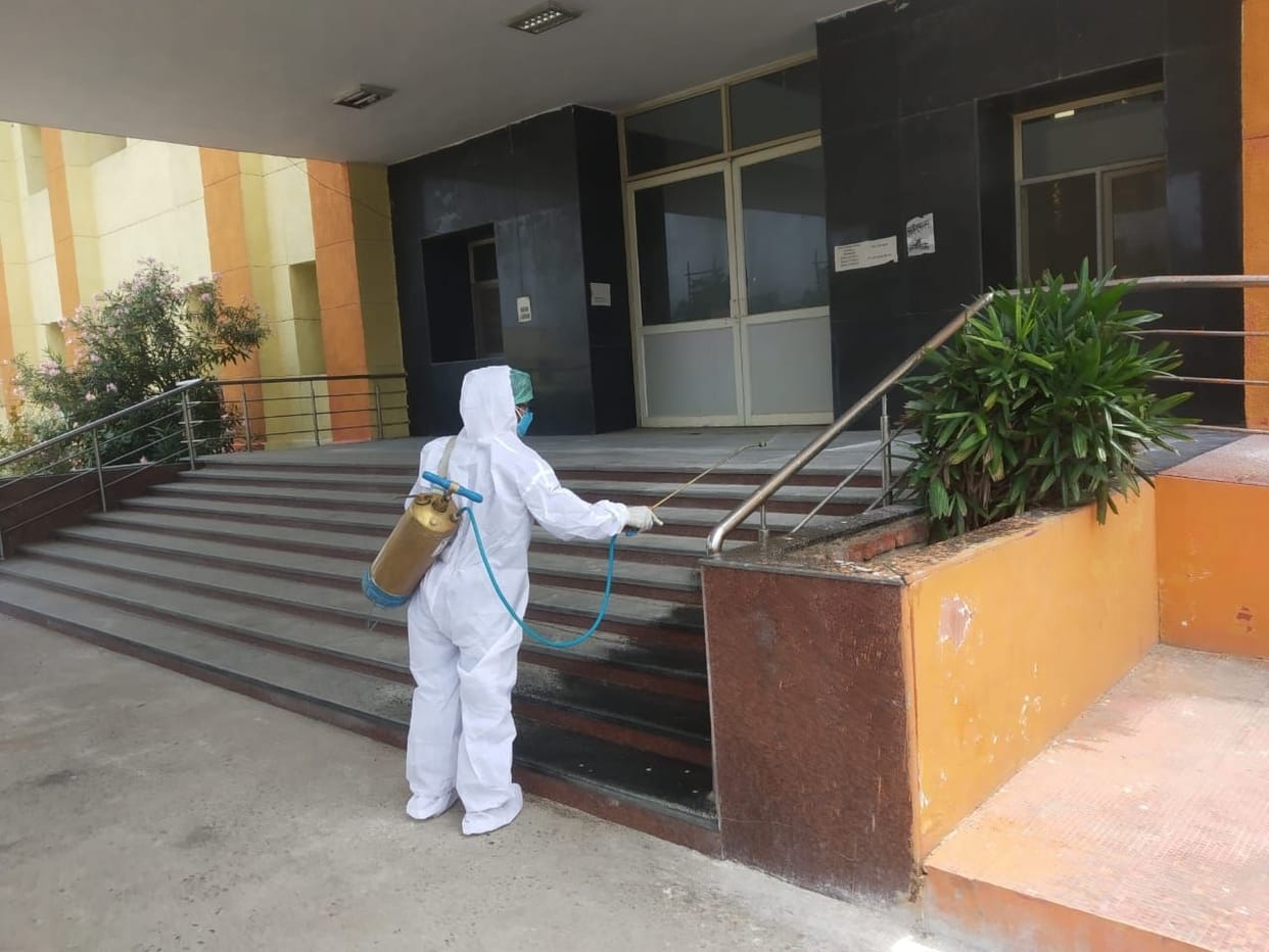 sainitige, vrindavan, mathura, hospital
