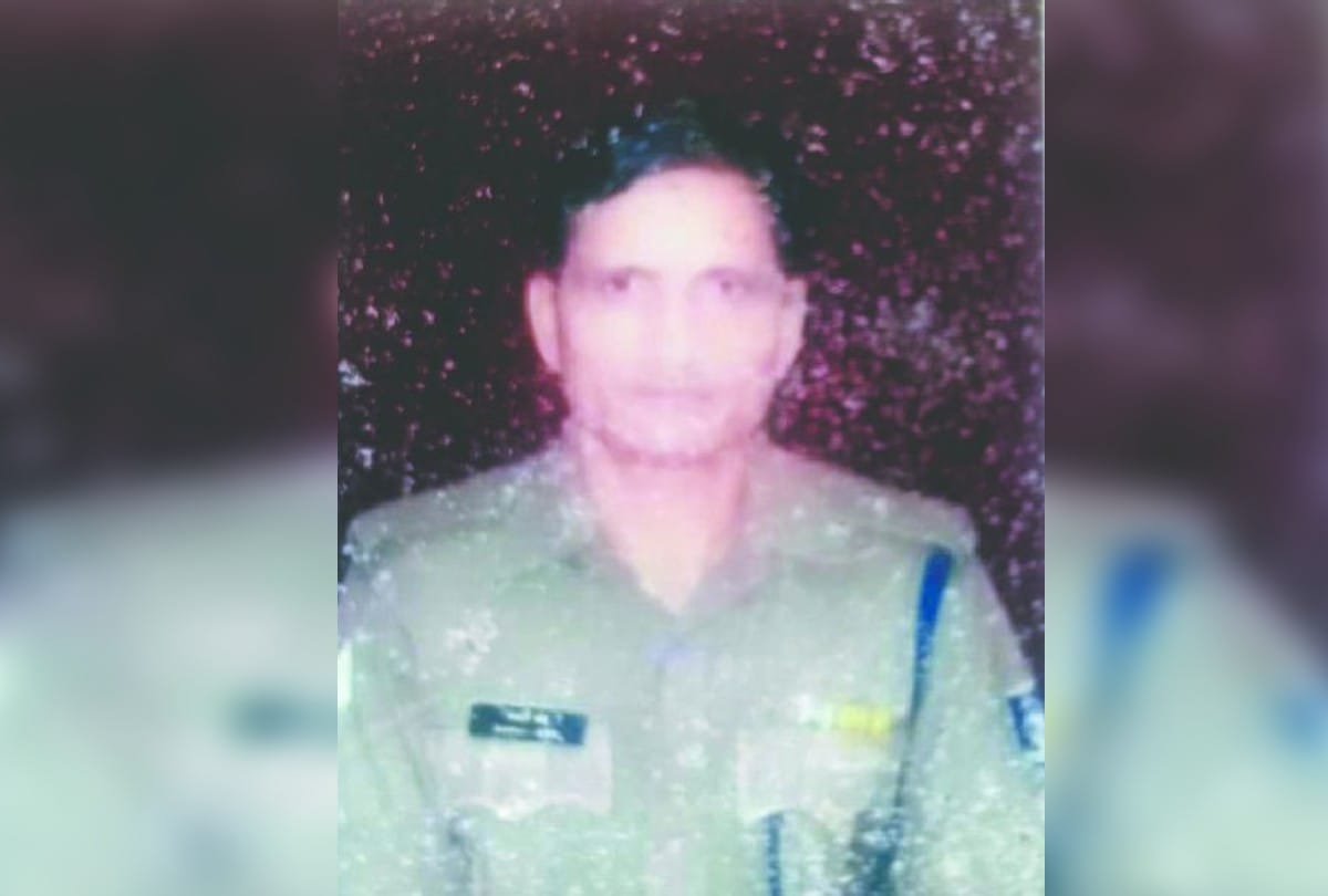 Crpf Asi Commits Suicide In Anantnag