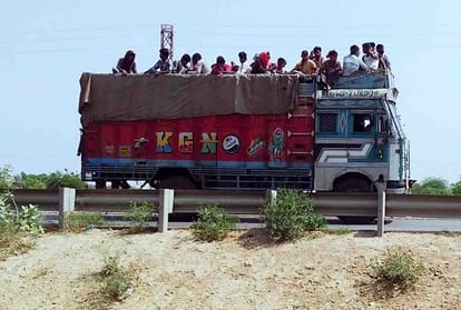 Corona Crisis:  one Work but contender 10, list of 2500 migrants came from the government