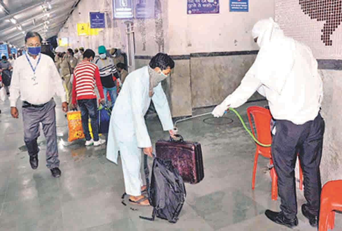 Pratapgarh: 1257 laborers arrived from Mumbai by laborers special train at dawn