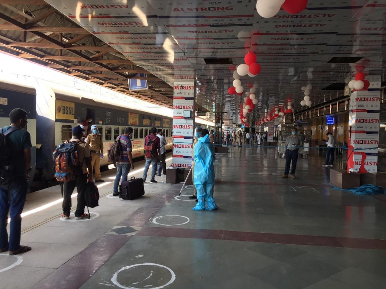 lockdown 3.0: Special train reach Haridwar from Pune with 1206 migrants