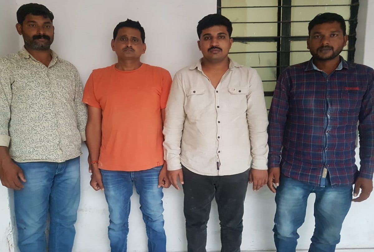 Four robbery accused arrested in gorakhpur