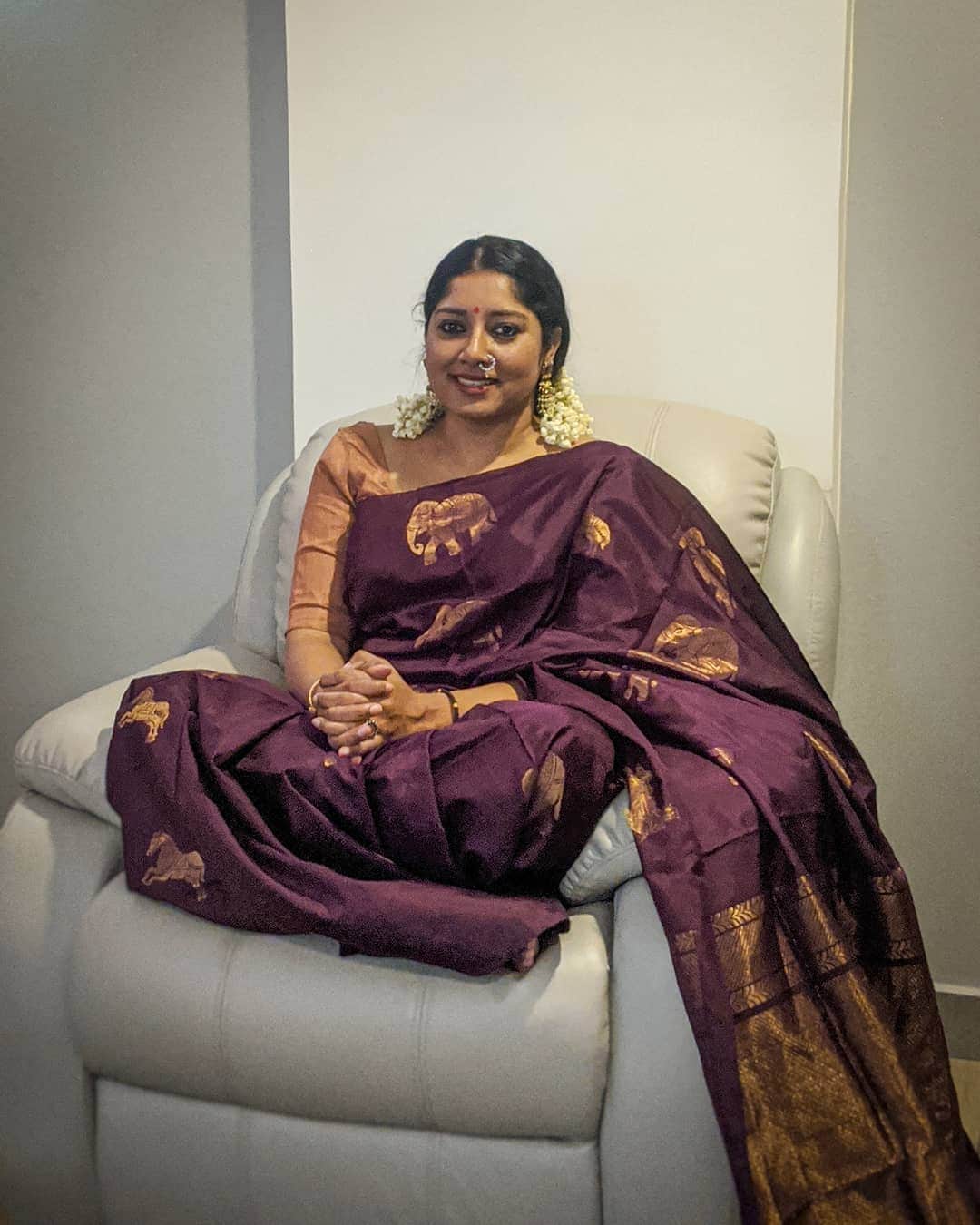 Malayalam actress Anumol warn and lashes out at perverts who send her obscene pictures