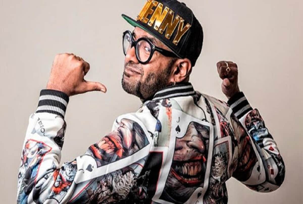 Benny Dayal got injured by drone camera during his Singing live concert shares video about his health update
