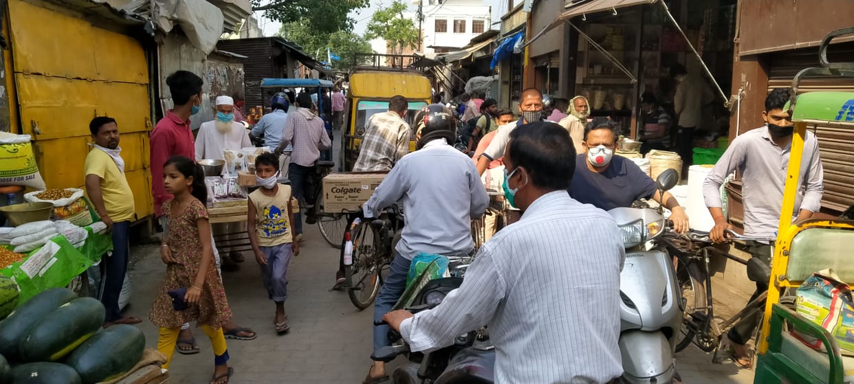Lockdown violation in Dhampur