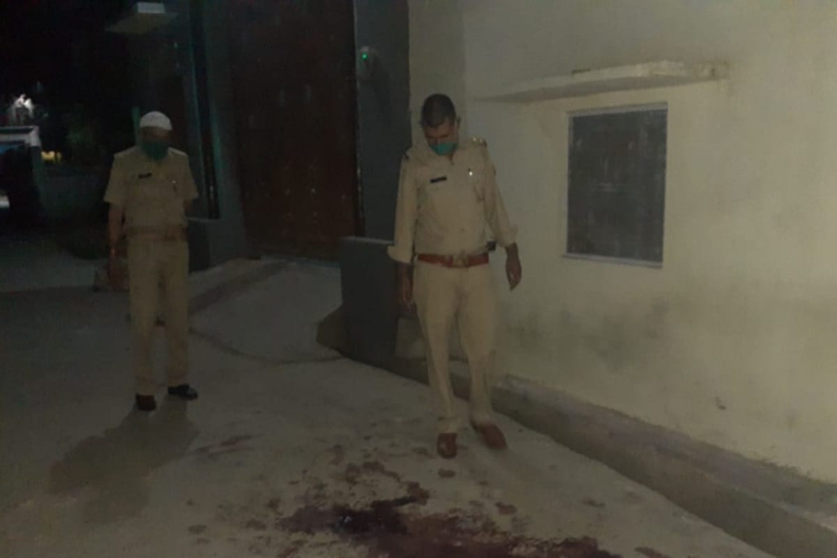 Lockdown Baghpat Update News, A young man has murdered by shot in an alcohol drinking dispute