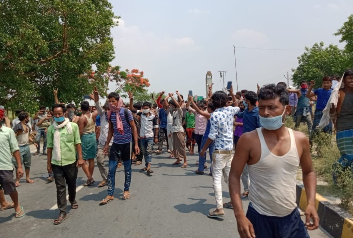 Workers going to Bihar stopped at border during Lockdown