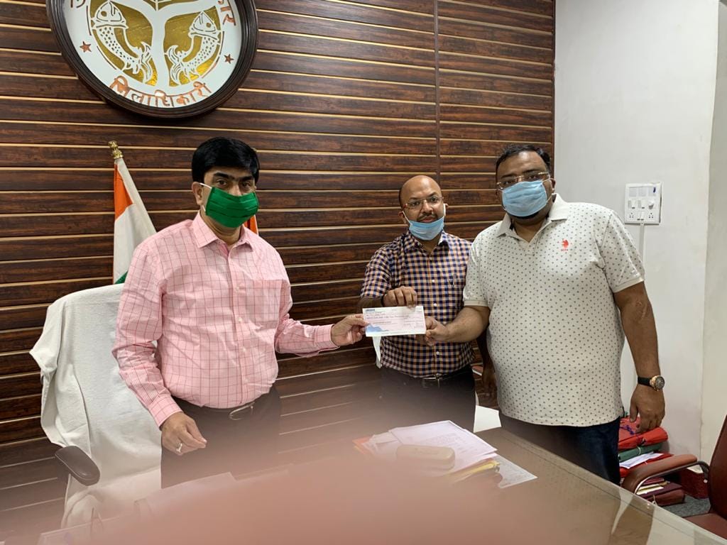 Karmaveer gathered to help people