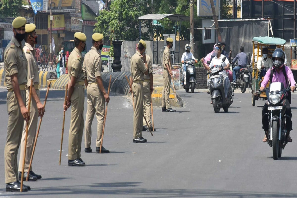 Meerut, Uttar Pradesh Lockdown Latest News Update Today, Challan of vehicles of many drug dealers by police