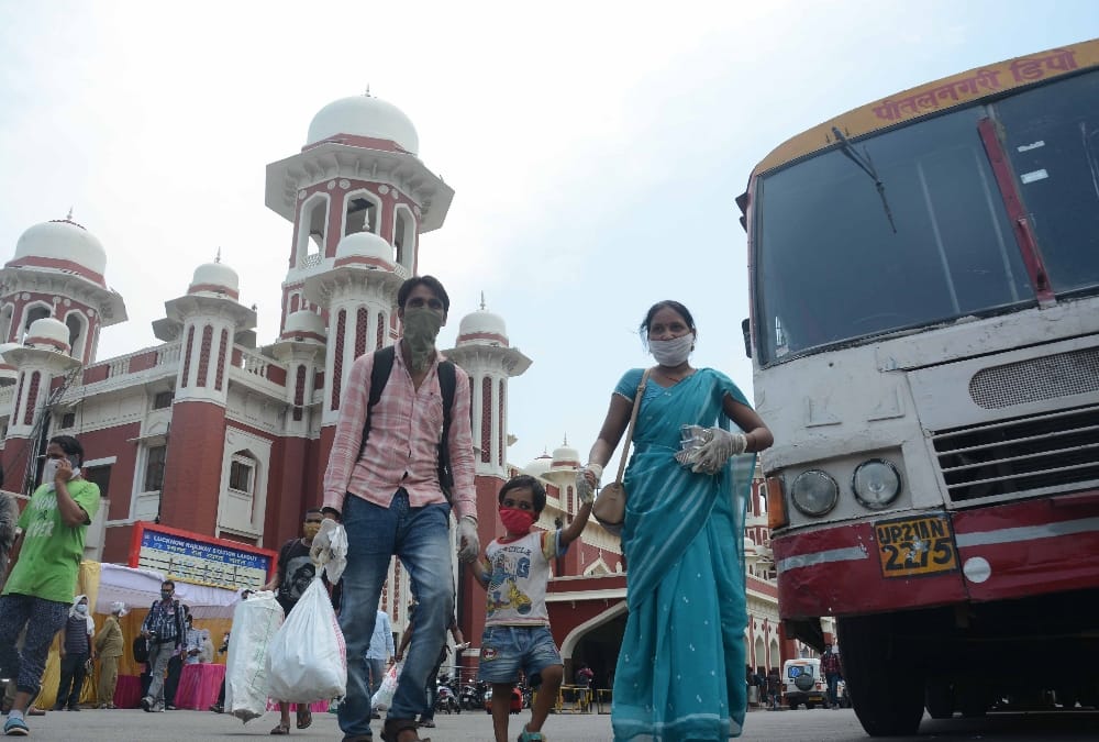 passengers reached lucknow from kerala, had to pay for ticket