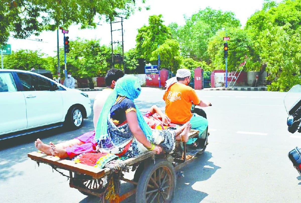 Sn Medical College Patient Wait For Treatment In Lockdown