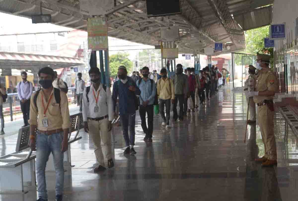 Migrants are bringing corona, increased trouble for districts