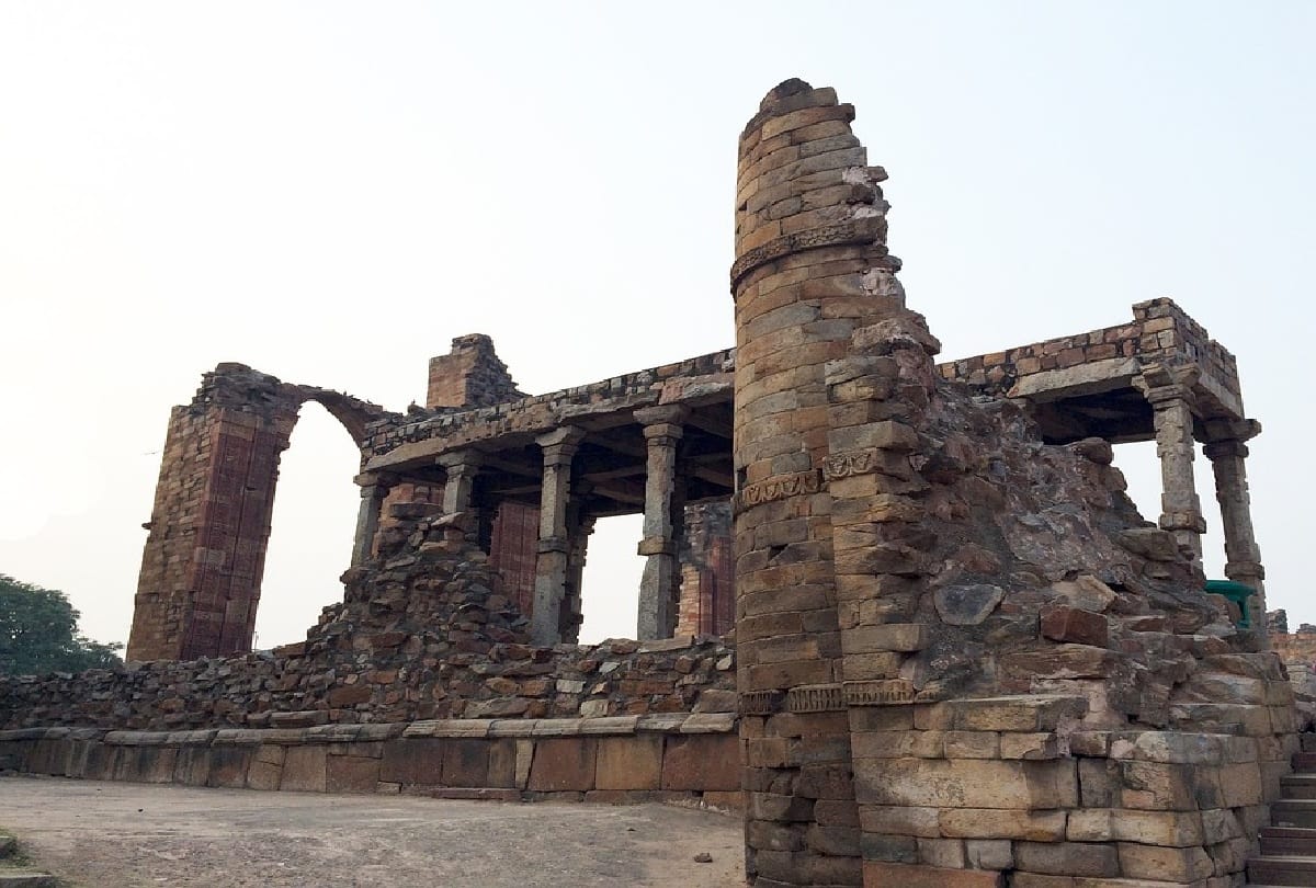 qutub minar interesting facts best travel spot in delhi
