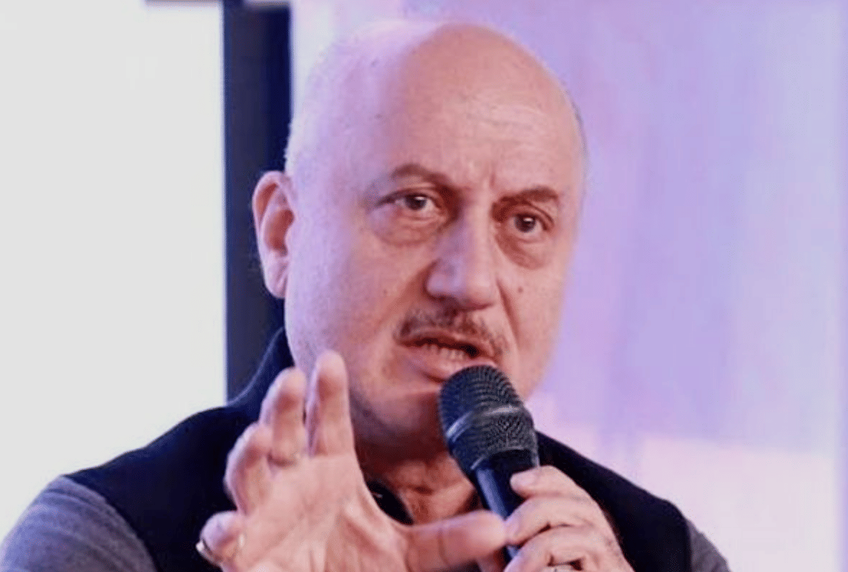 Anupam Kher Latest Tweet Defending Modi Govt after saying  'Saving Lives is More Important Now'