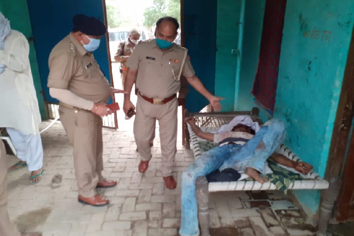 Son reached home after drinking alcohol, father killed by hitting iron rod in head