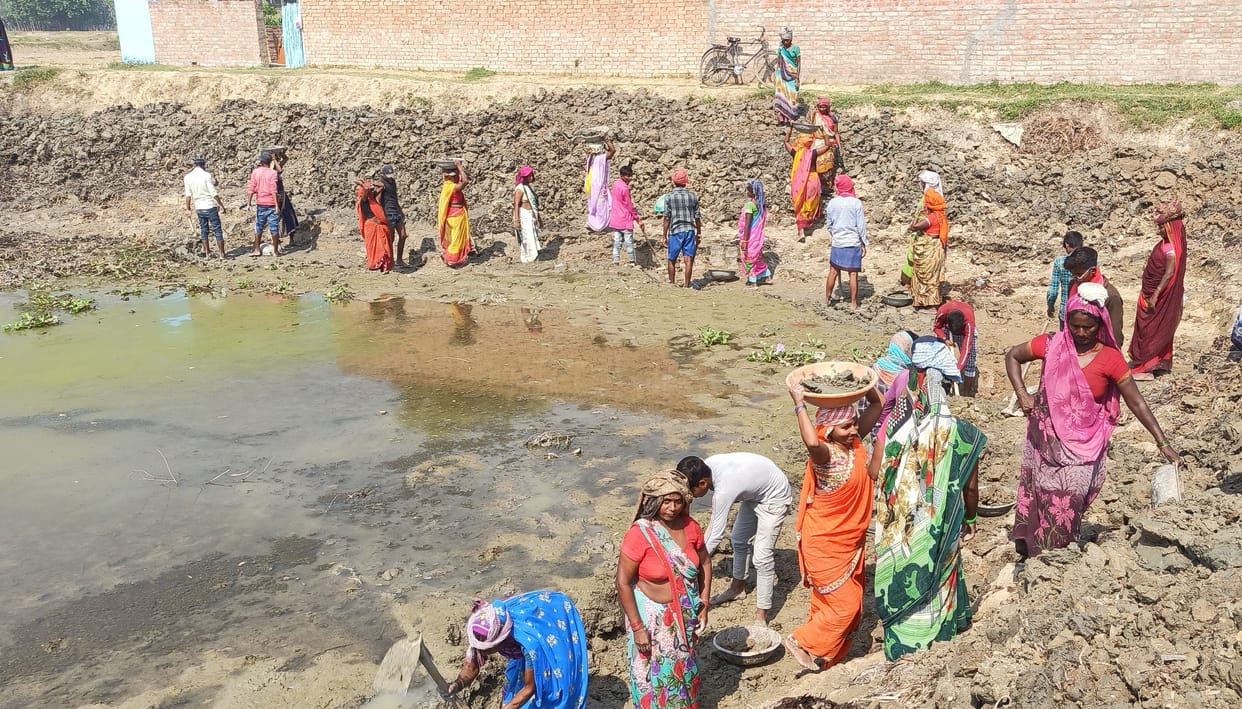 MNREGA workers engaged in digging of Pokhari