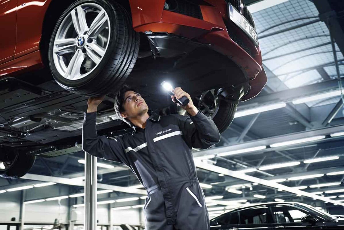 monsoon car servicing bmw car service package bmw contactless experience india bmw extended service care bmw india car service