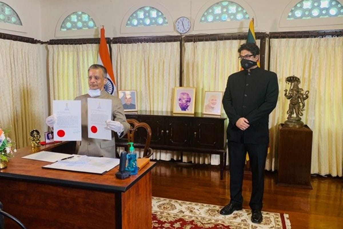 Indian High Commissioner to Sri Lanka present his credentials to Gotabaya Rajapaksa through video conferencing