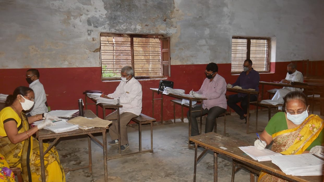 On the third day, 18 and a half thousand answer books were evaluated
