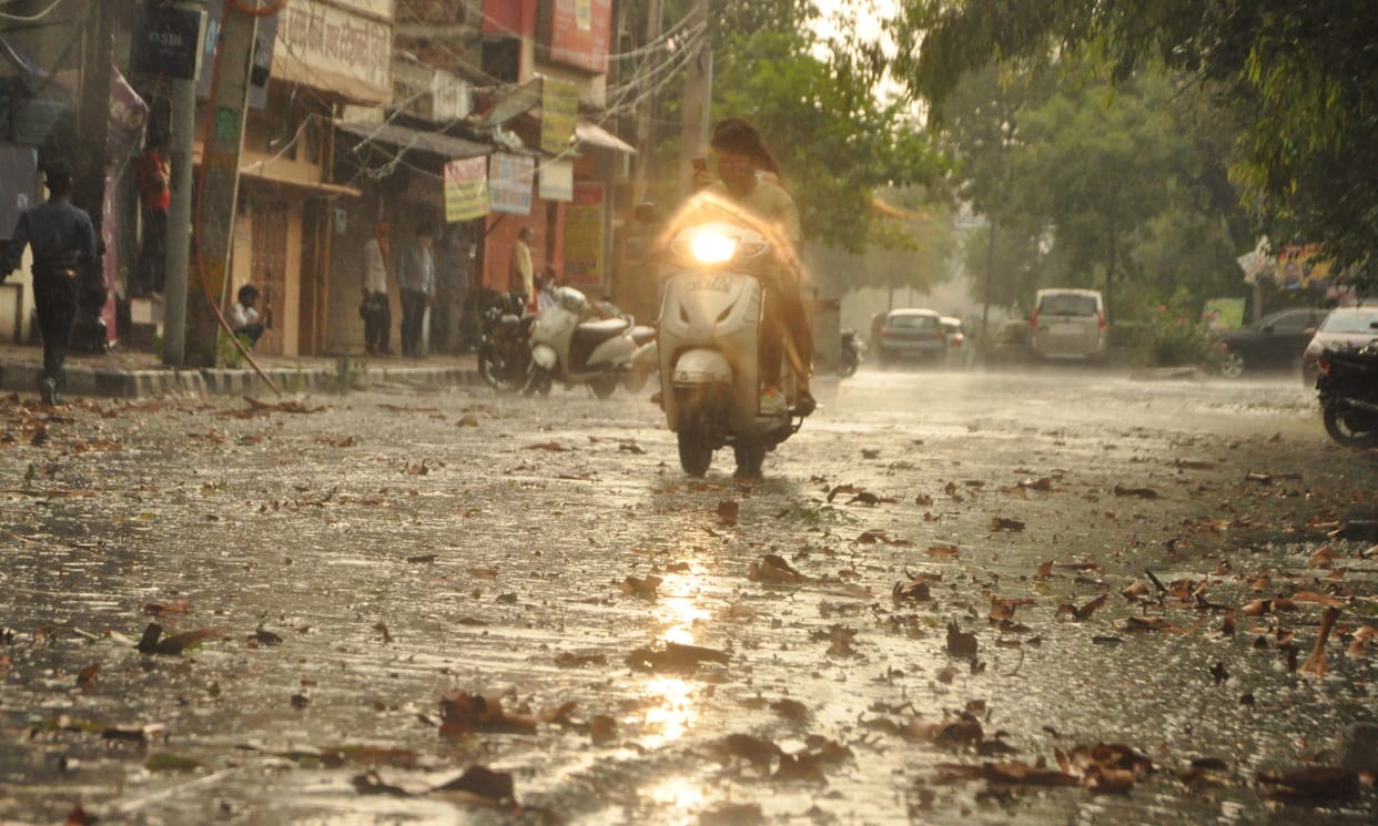Thunderstorms and rains affect 30 pole power supply, grain damaged