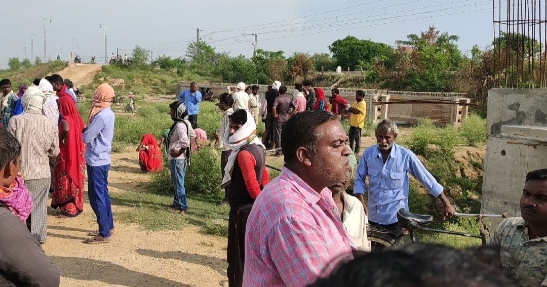 murder of magic driver in karchana