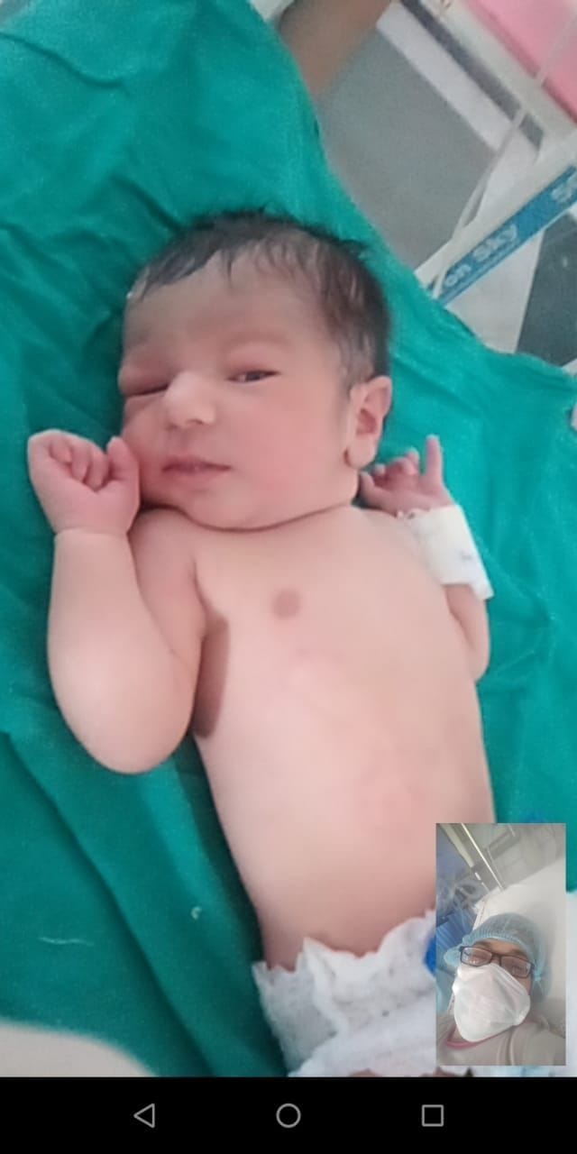 Corona infected mother's heart was restless to see newborn, first glimpse of video call