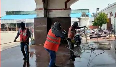 Today, two special trains will take workers