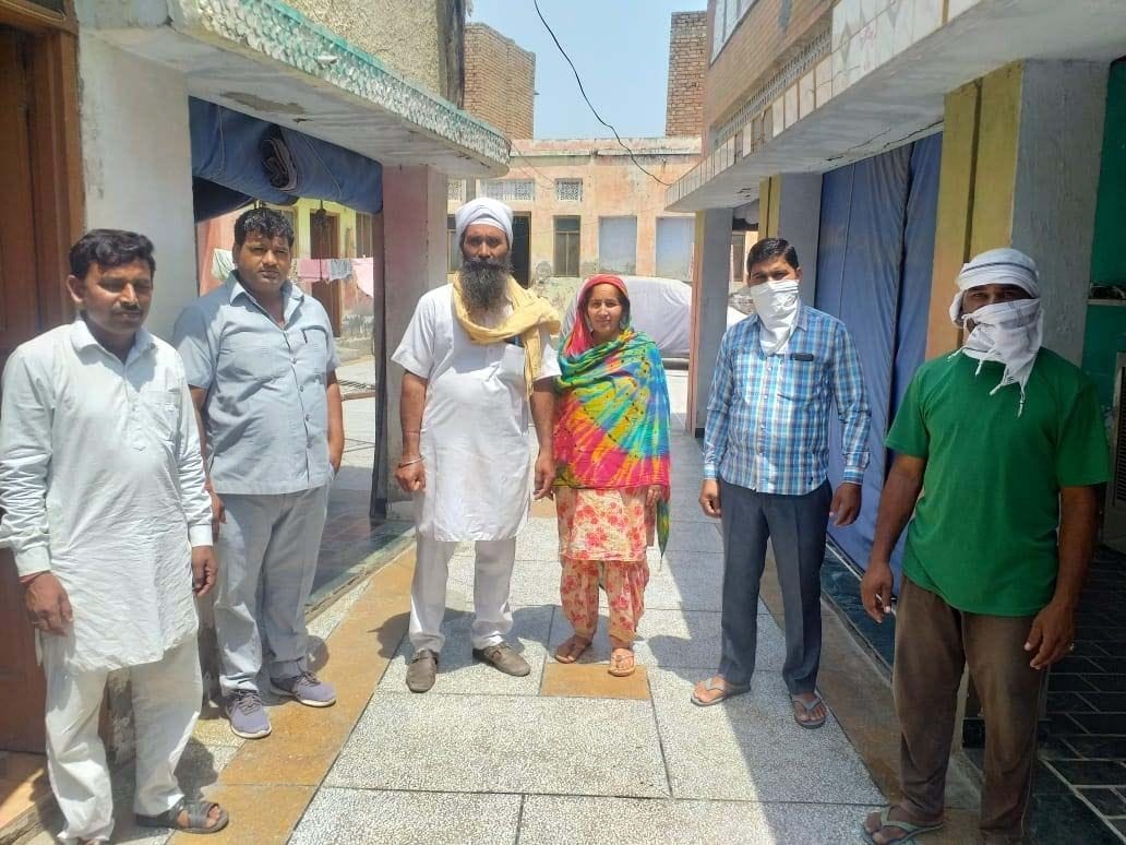Panchayat accuses BLO of issuing tokens of poor to government jobs and rich people