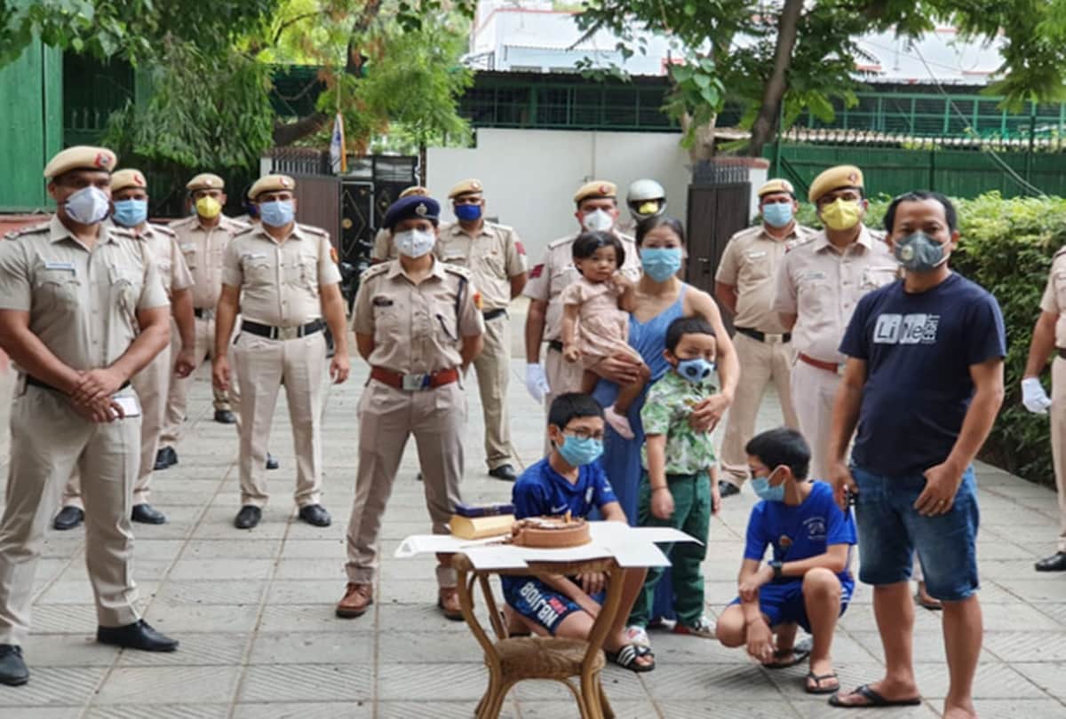 Delhi Police celebrates Mary Kom younger son Prince birthday with cake