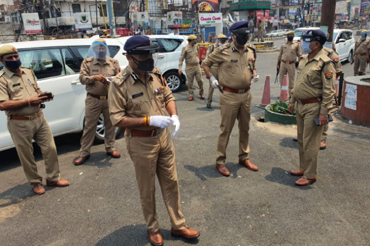 Meerut, Uttar Pradesh Lockdown Latest News Update Today, Police has conduct checking operation during the complete lockdown in the city