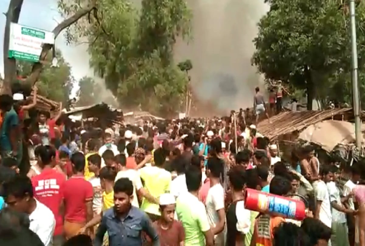 Fire damages 330 tents, shops and houses in Rohingya camp in dhaka
