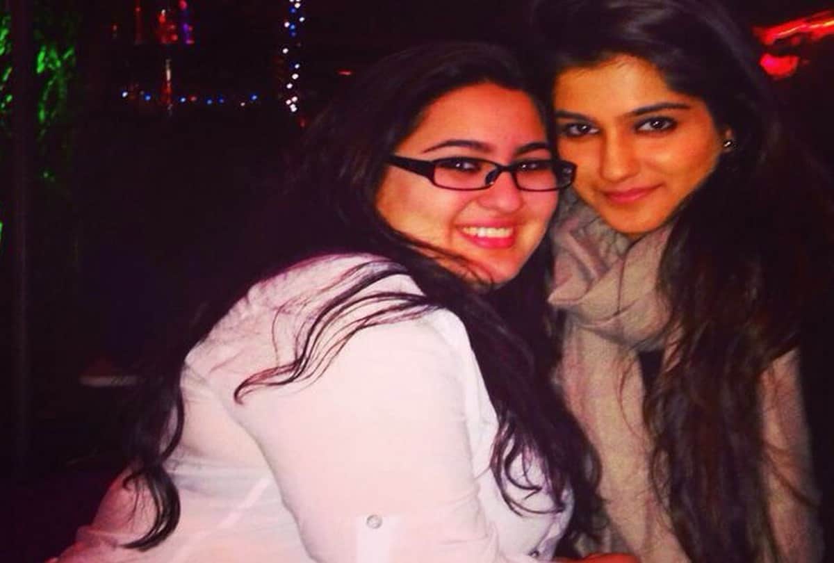 Sara Ali Khan Throwback Childhood Cute Photos Goes Viral on Social Media