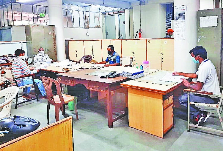 Work done all day in punjab university, mask on mouth with two yards distance